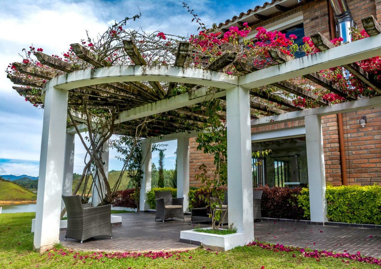 Hotel La Magdalena Adult Only Guatape Bagian luar foto