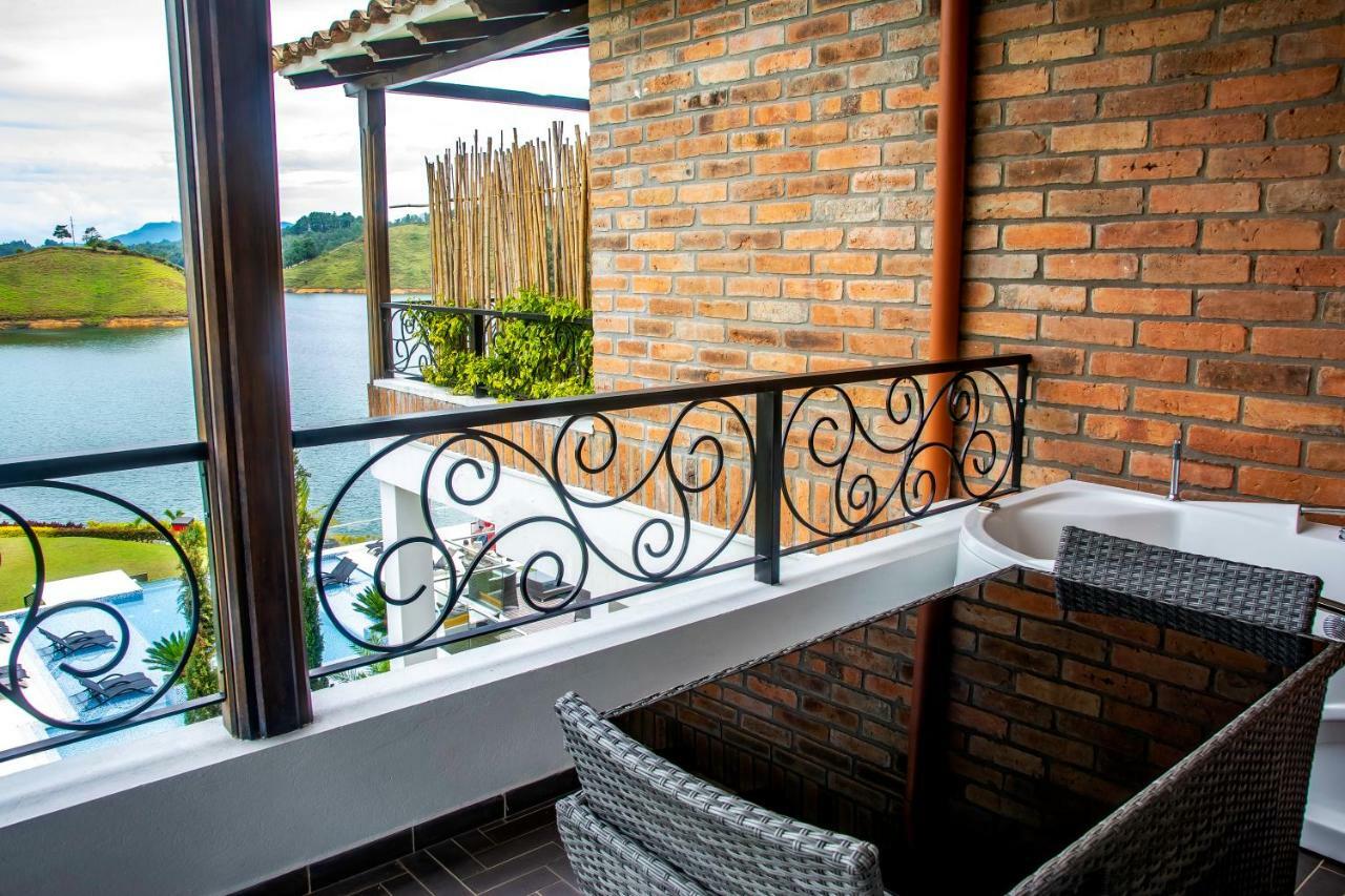 Hotel La Magdalena Adult Only Guatape Bagian luar foto