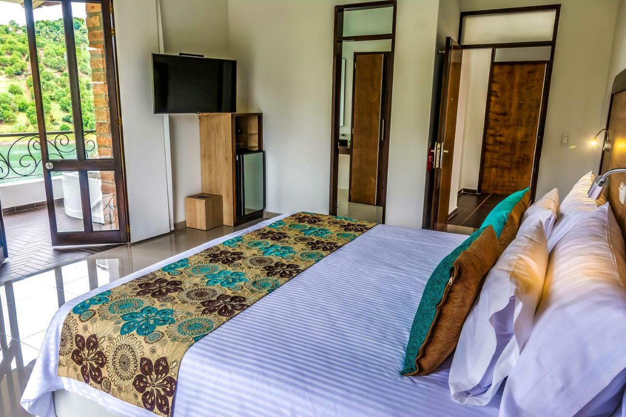 Hotel La Magdalena Adult Only Guatape Bagian luar foto